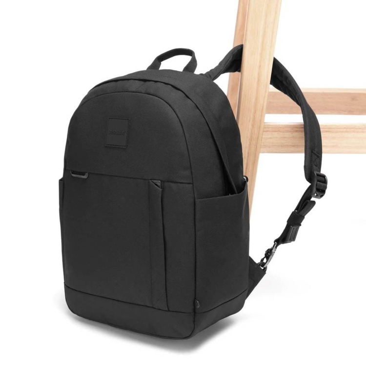 Pacsafe GO 15L - Black