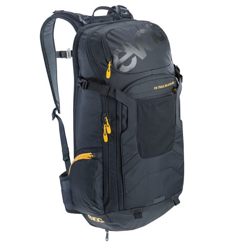 Rowerowy plecak z protektorem Evoc FR Trail BLACKLINE 20 S