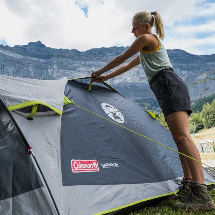 Trzyosobowy namiot z przedsionkiem Coleman Darwin 3 Plus