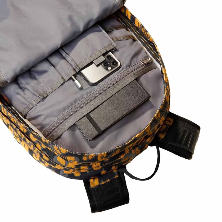 Plecak miejski The North Face Borealis Classic - Summit Gold Leopard Print