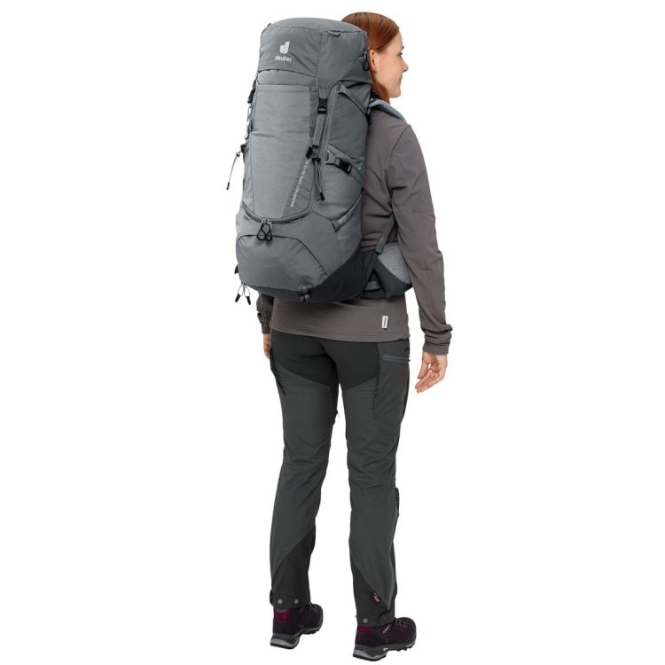 Damski plecak turystyczny Deuter Aircontact Core 45+10 SL - Graphite-Black
