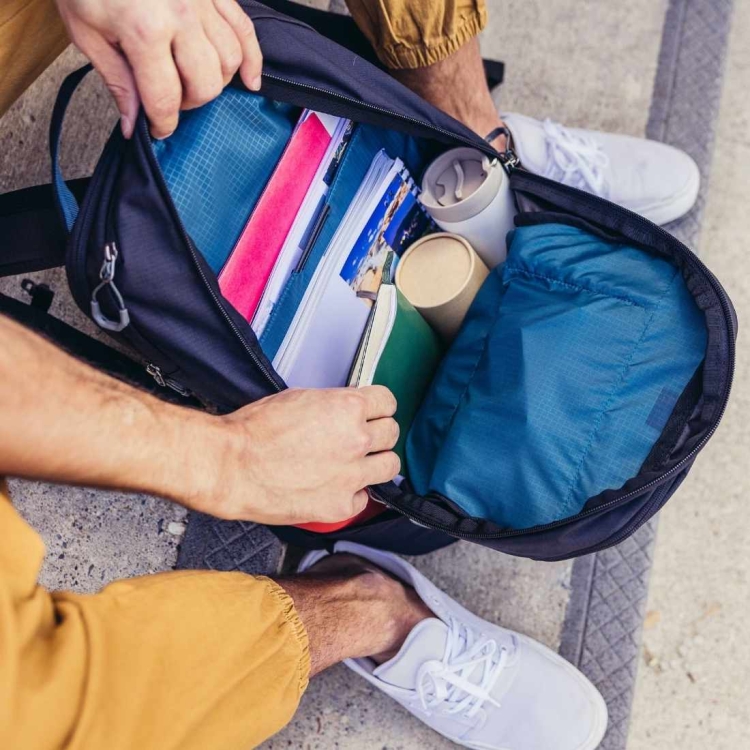 Plecak na laptopa Gregory Retna 28 – Carbon Sky