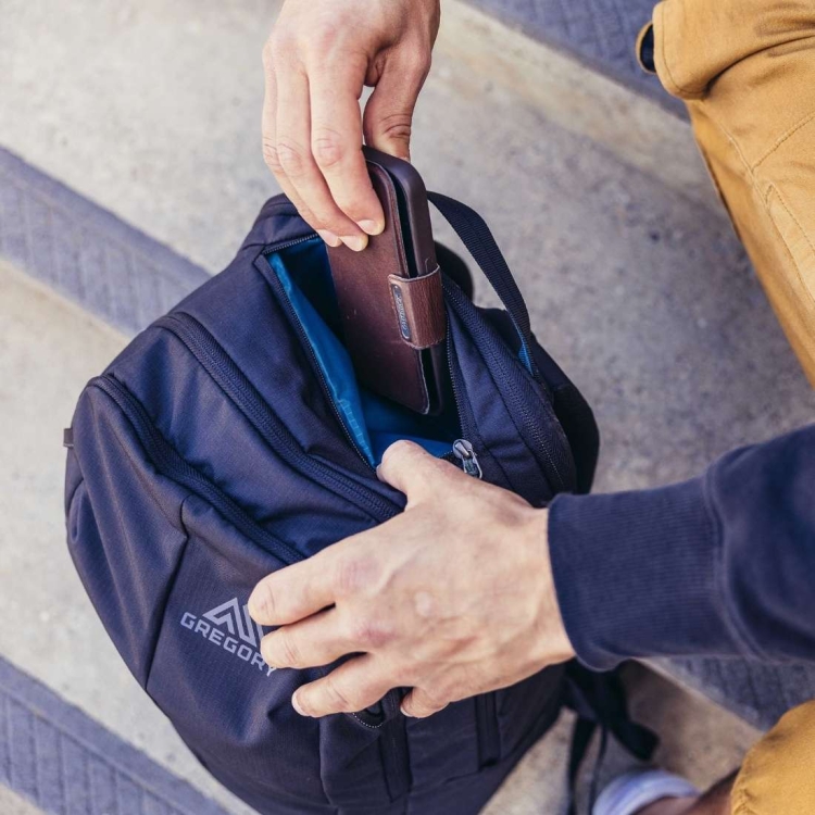 Plecak na laptopa Gregory Retna 28 – Carbon Sky