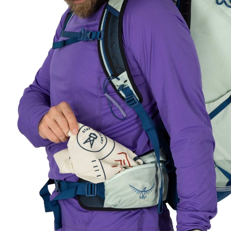 Męski plecak turystyczny Osprey Talon 26 – Black/Coal Grey