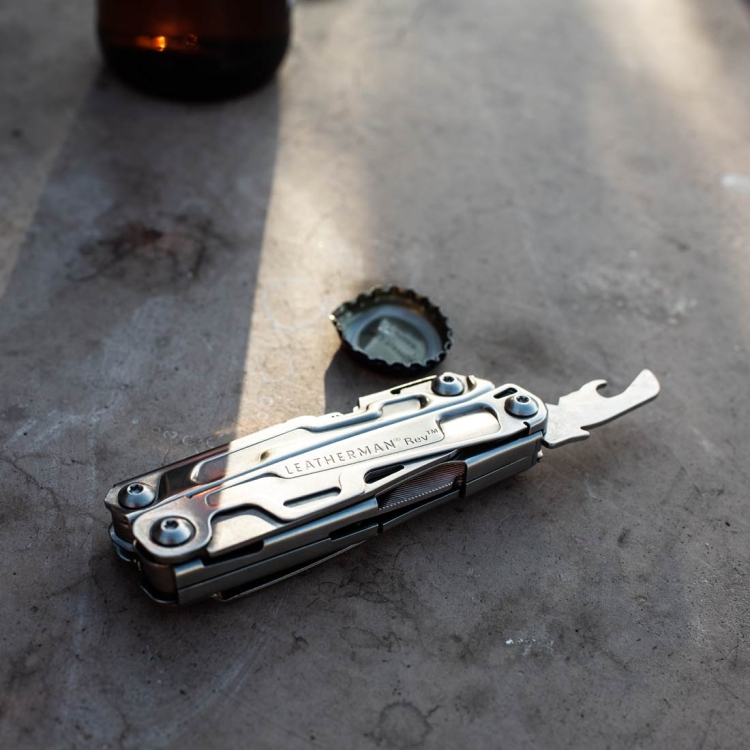 Multitool Leatherman Rev