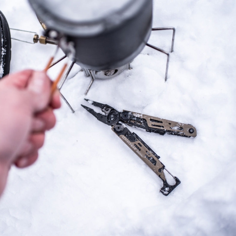 Multitool Leatherman Signal - Coyote Tan