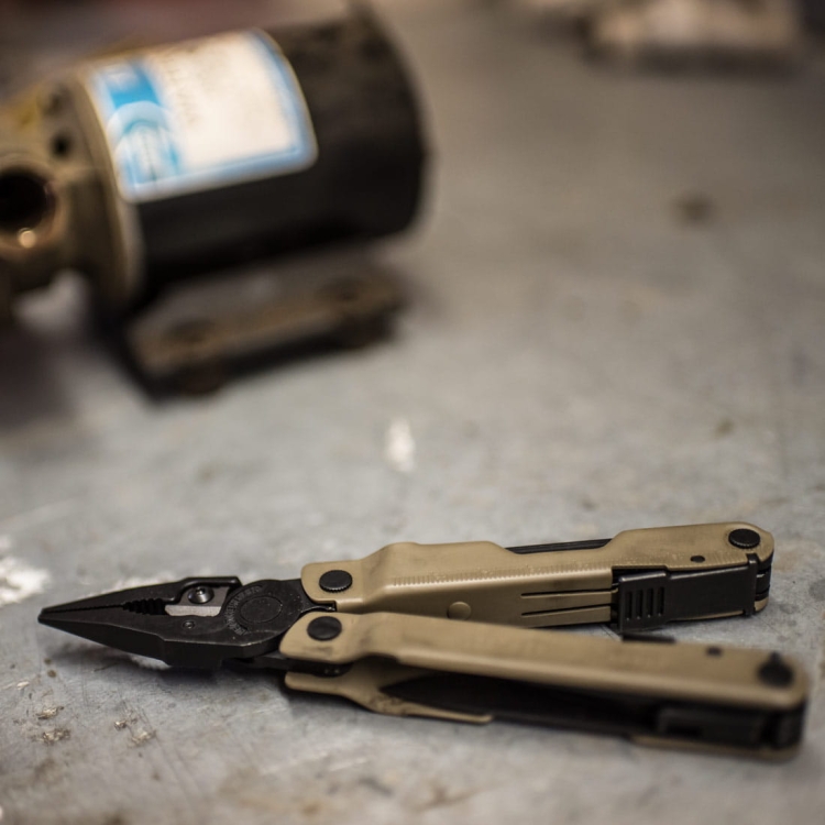 Multitool Leatherman Rebar - Coyote Tan
