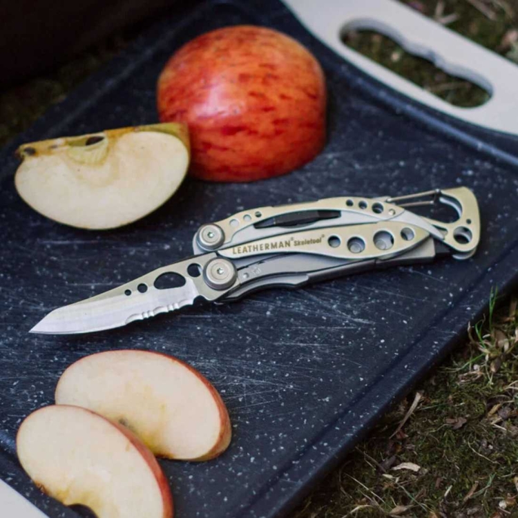 Multitool Leatherman Skeletool