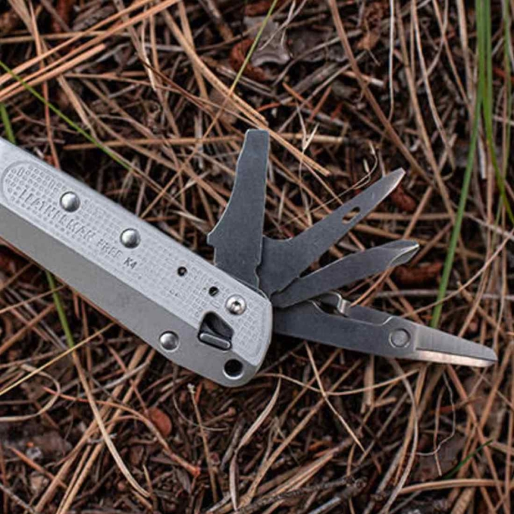 Scyzoryk wielofunkcyjny Leatherman FREE K4X - Silver