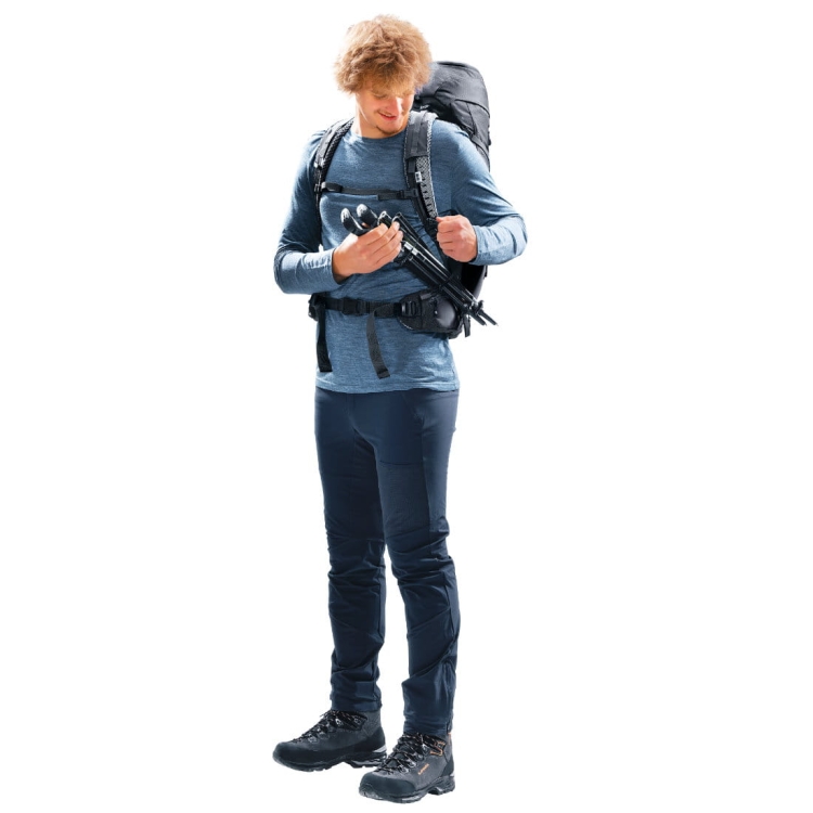 Dwukomorowy plecak Deuter Futura Pro 32 - Black