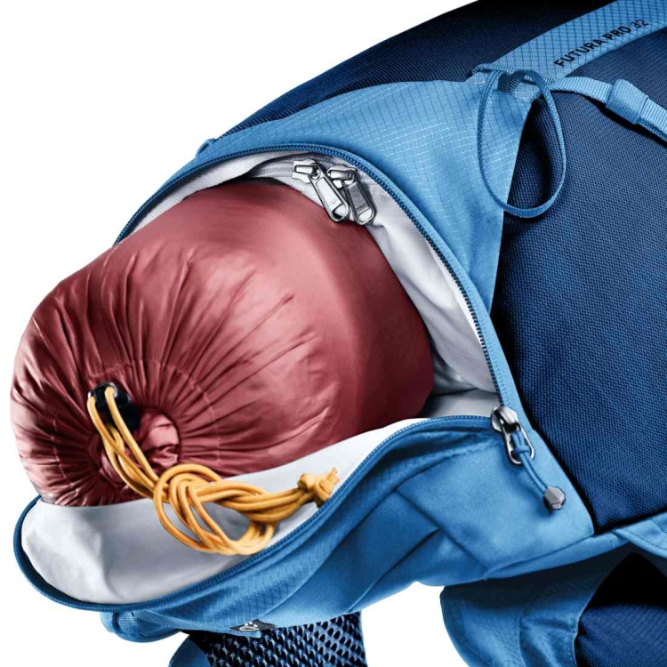 Dwukomorowy plecak Deuter Futura Pro 32 - Nightblue-Baltic