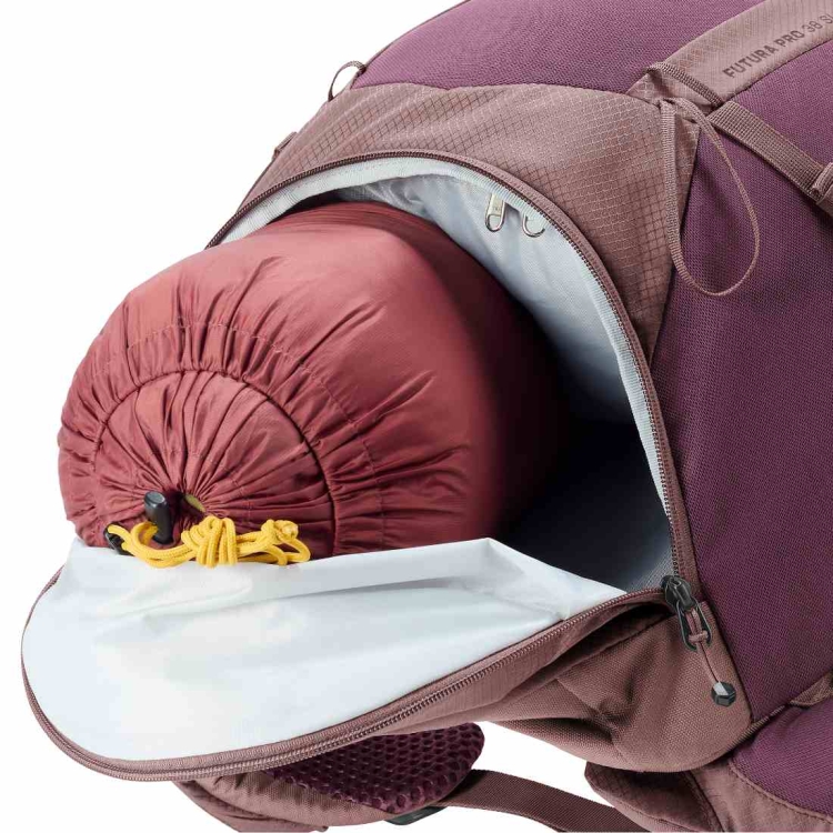 Damski plecak turystyczny Deuter Futura Pro 38 SL - Cassis-Ashrose