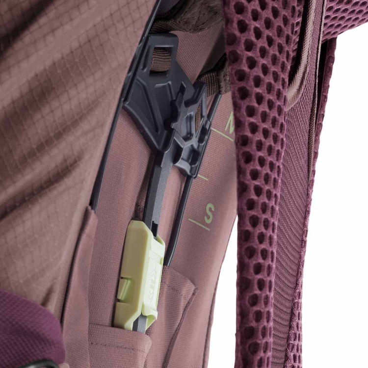Damski plecak turystyczny Deuter Futura Pro 38 SL - Cassis-Ashrose