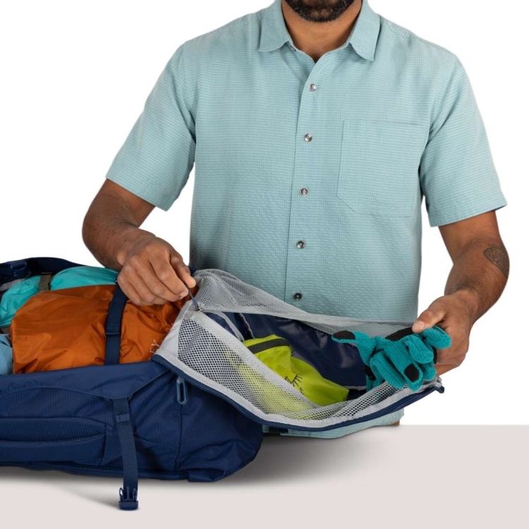 Męski plecak podróżny Osprey Farpoint 40 – Cascade Blue/Torrent Blue