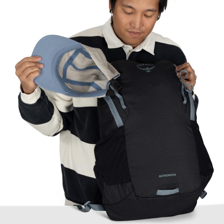 Miejski plecak na laptopa Osprey Astronova – Cascade Blue/Torrent Blue