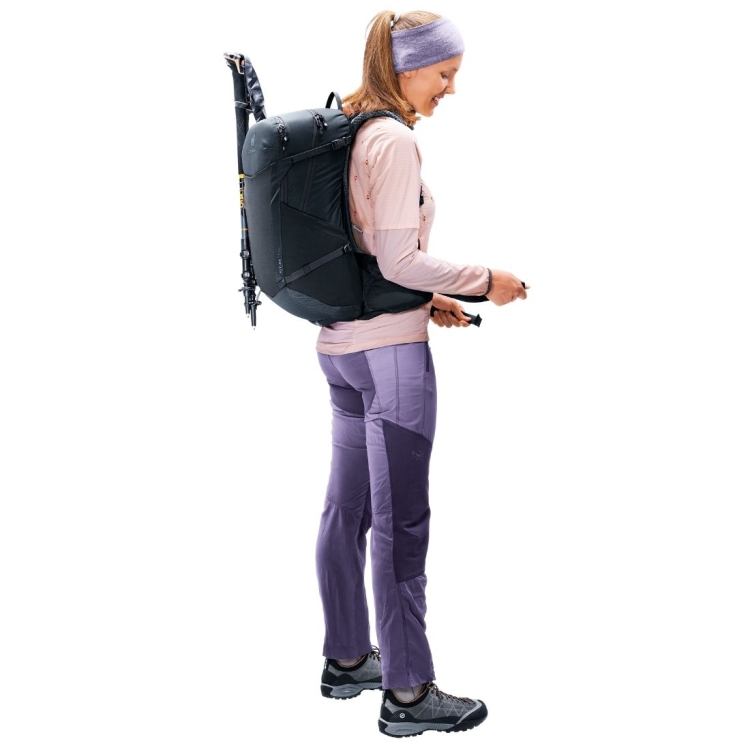 Plecak damski z wentylacją Deuter Futura 25 SL - Black