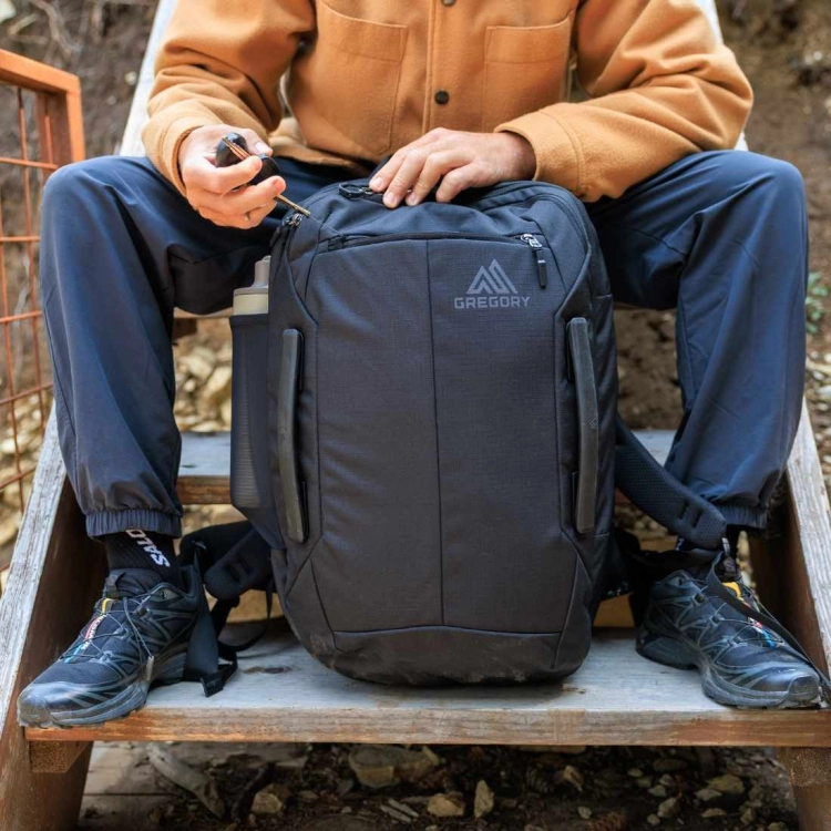 Plecak podróżny Gregory Border 40 – Black Lichen