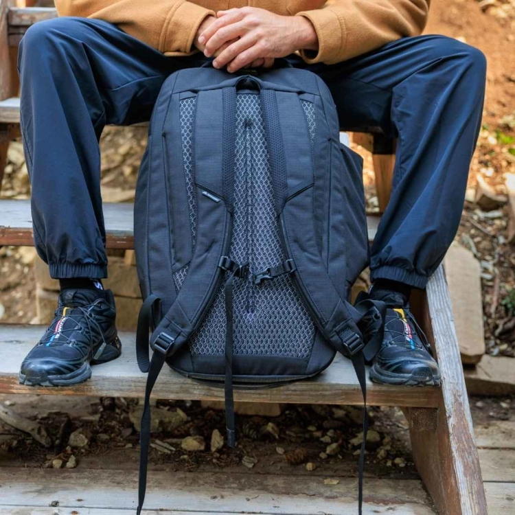 Plecak podróżny Gregory Border 40 – Black Lichen