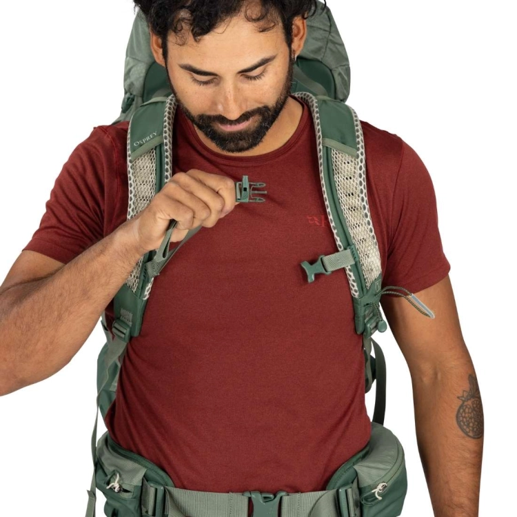 Męski plecak turystyczny Osprey Stratos 44 – Pine Leaf