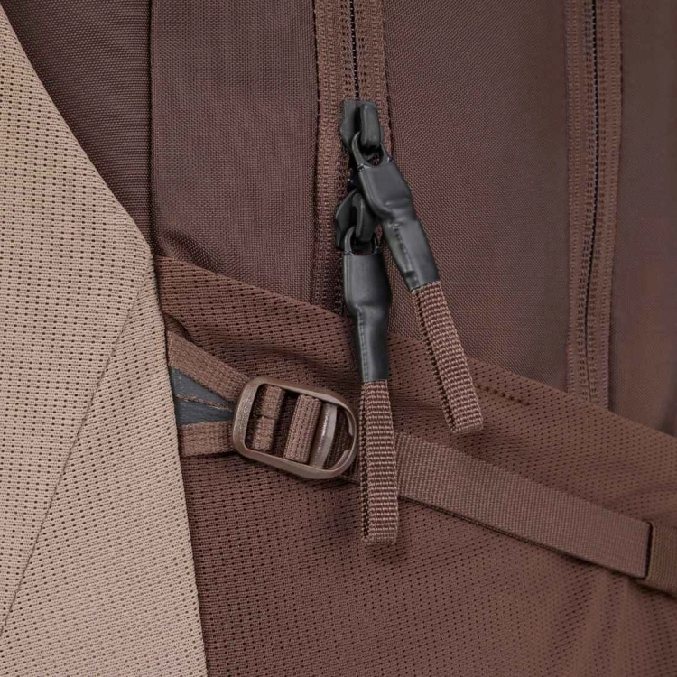 Plecak miejski na laptopa Thule EnRoute 26L – Tinted Taupe/Nuanced Brown