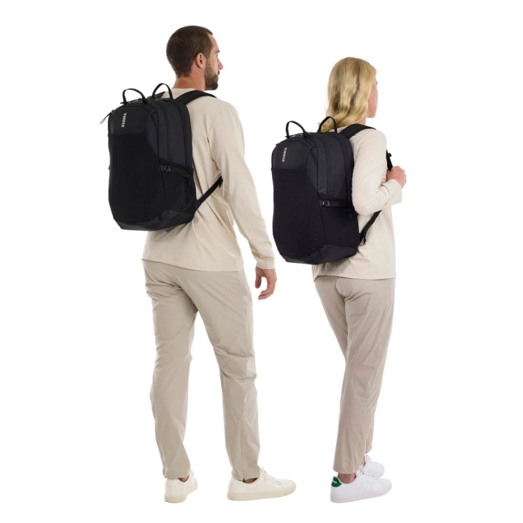 Dwukomorowy plecak miejski na laptopa Thule EnRoute 26L – Black