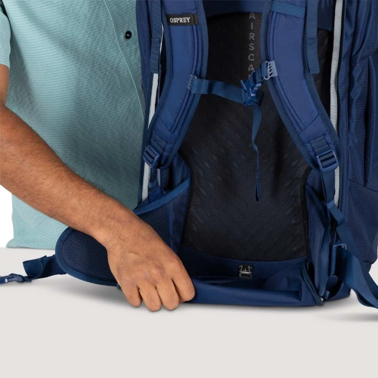 Męski plecak podróżny Osprey Farpoint 40 – Black