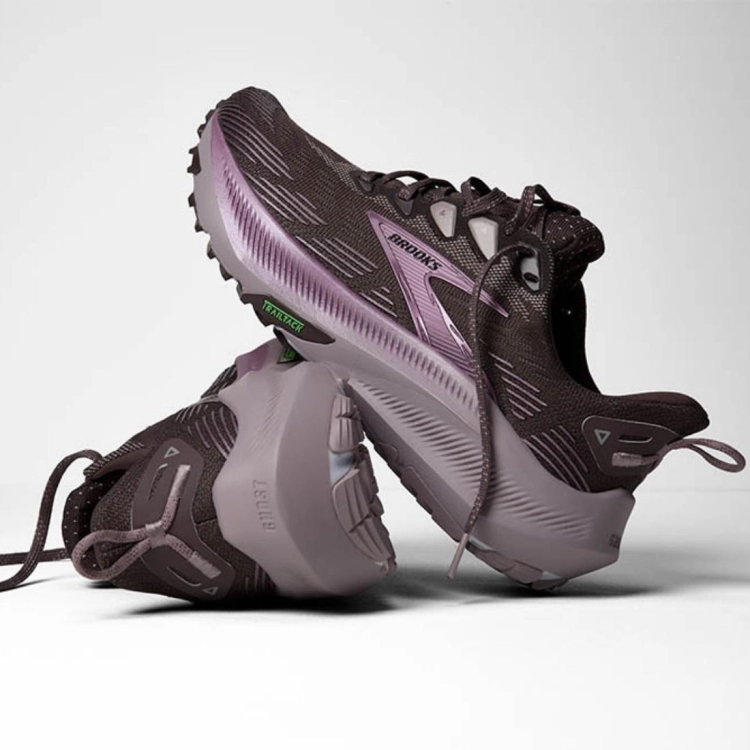 Damskie buty do biegania Brooks Ghost Trail – Raisin/Purple/Metal