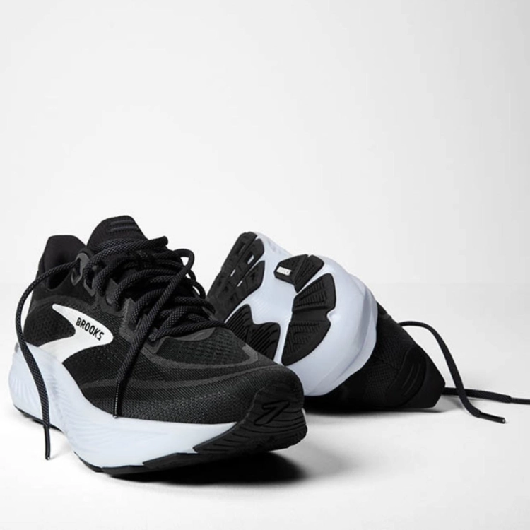 Męskie buty do biegania Brooks Ghost 18 – Black/Grey/White